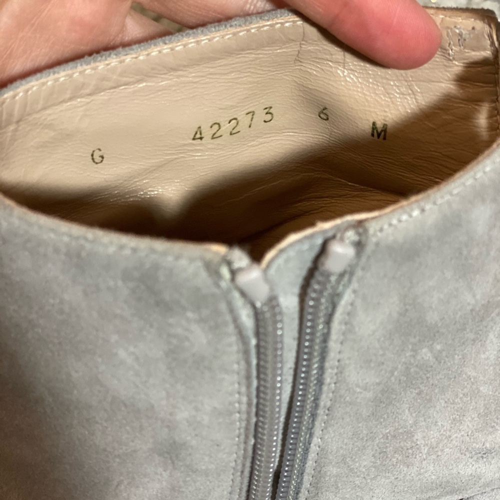 Stuart Weitzman Gardiner Mid Heel Ankle Boots - Picture 4 of 8